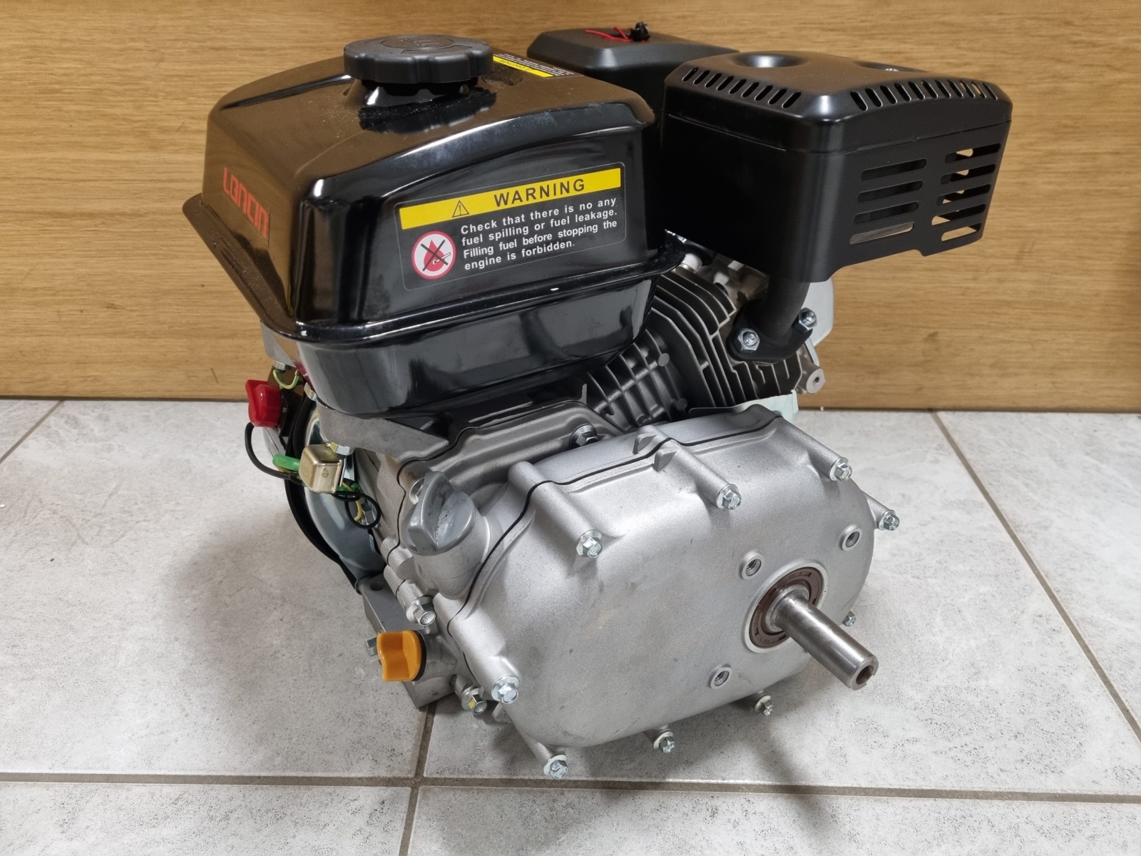 LONCIN G200F MOTOR VOOR MINI BUGGY MET REDUCTIEKAST (20MM AS DUS TANDWIEL JUIST BESTELLEN)