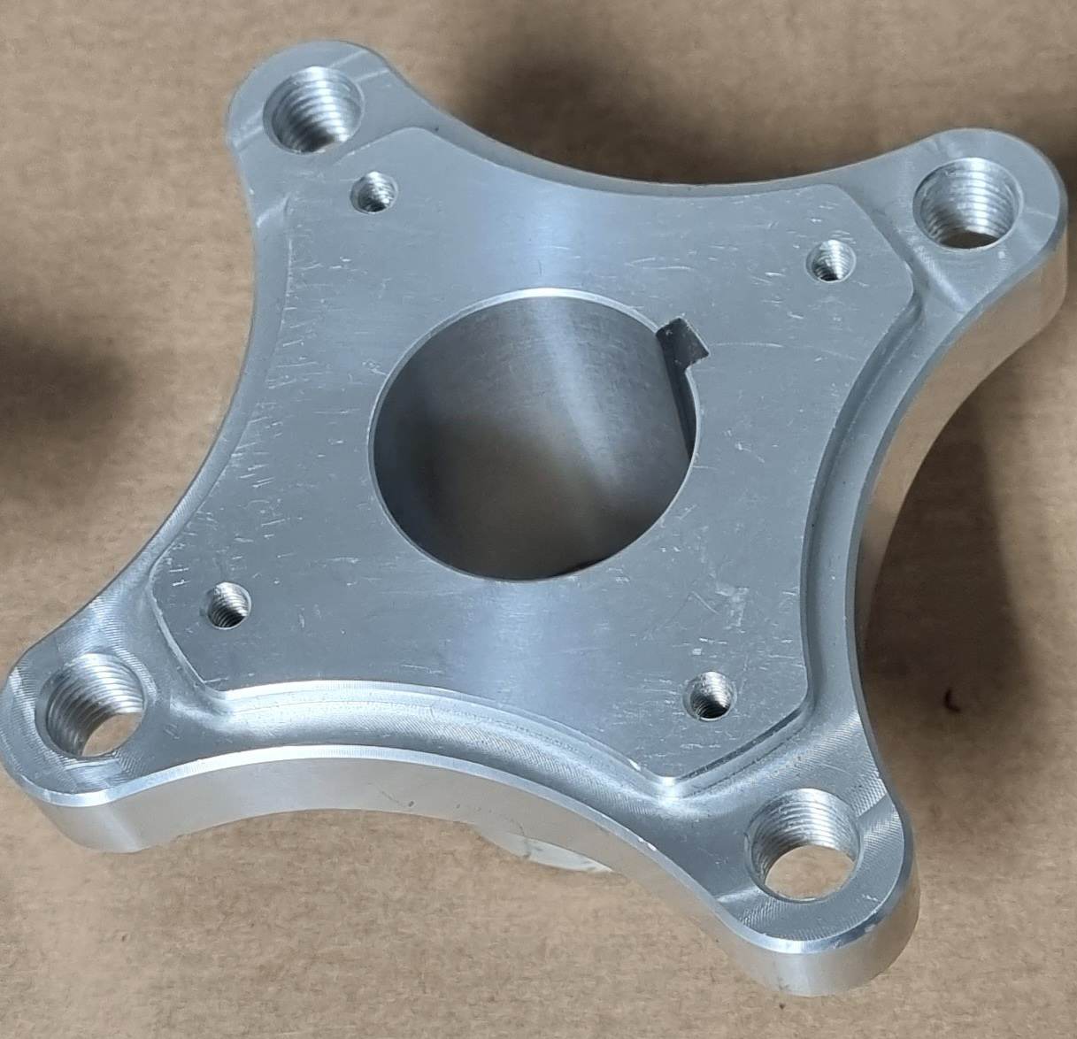 Naaf achteraan voor fast and speed nieuw model