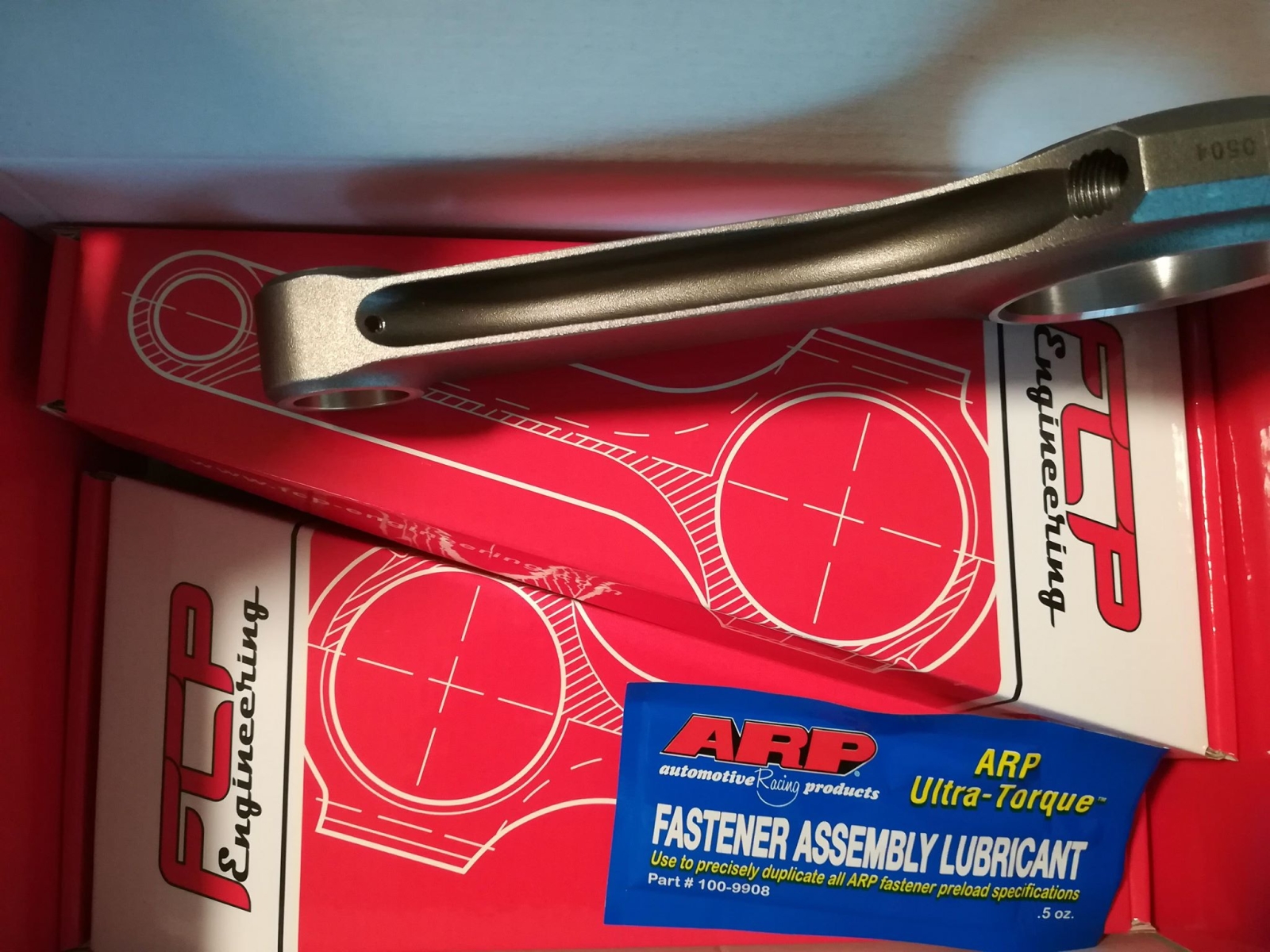 H-profiel Drijfstangen Opel 2.0 C20LET/XE Z20LET/LEH/LER incl ARP bouten en montagevet