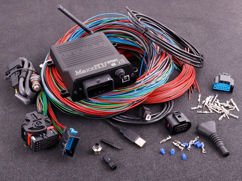 MaxxECU SPORT PREMIUM (ECU, harness, accessories, lambdasonde LSU 4.2)